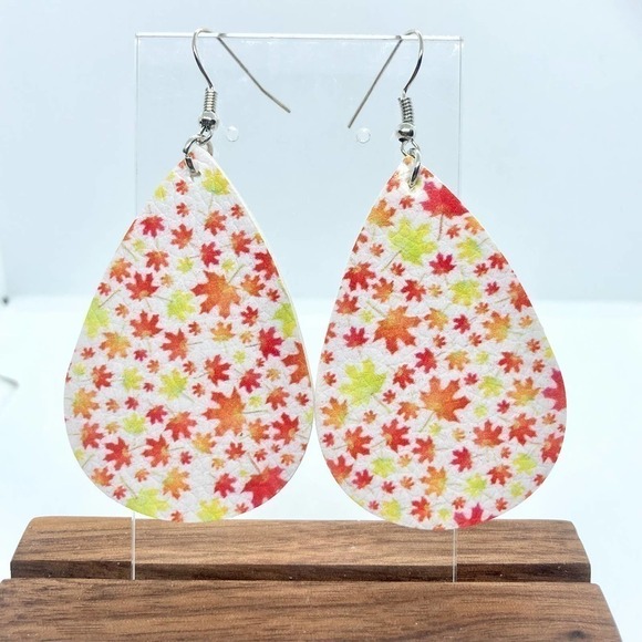 Deja Vu Kreations Jewelry - Faux Leather Teardrop Red and Yellow Leaf Print Earrings